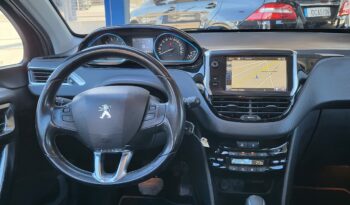 Peugeot 2008 1.2 e-THP ALLURE lleno