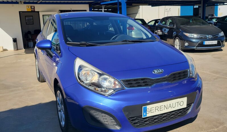 KIA RIO 1.2 i ATTRACT lleno