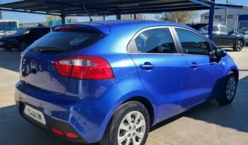 KIA RIO 1.2 i ATTRACT lleno