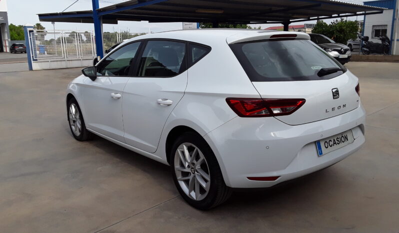 SEAT LEON STYLE 110CV lleno