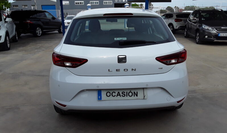 SEAT LEON STYLE 110CV lleno