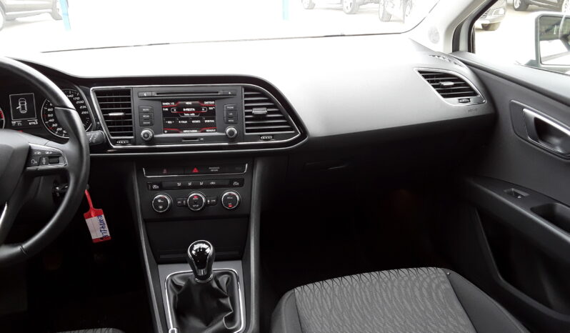 SEAT LEON STYLE 110CV lleno