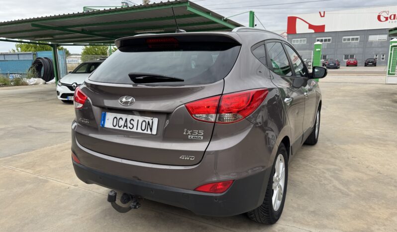 HYUNDAI ix35 2.0 CRDi 136cv Tecno Sky Nav 4×4 lleno