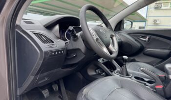 HYUNDAI ix35 2.0 CRDi 136cv Tecno Sky Nav 4×4 lleno