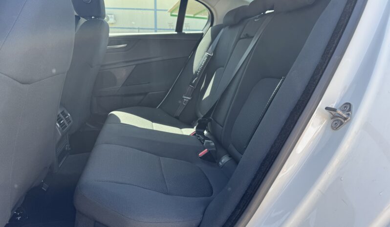 JAGUAR XE 2.0 Diesel 132kW RWD Prestige Auto lleno