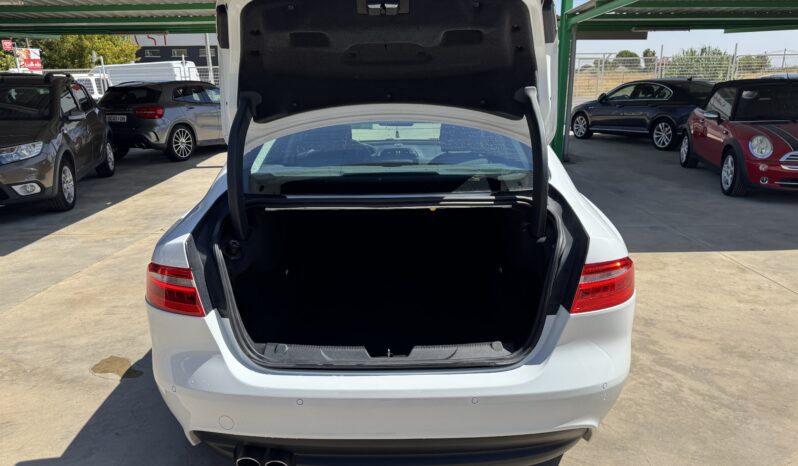 JAGUAR XE 2.0 Diesel 132kW RWD Prestige Auto lleno