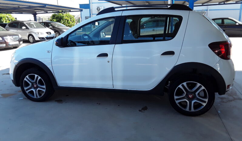 DACIA SANDERO STEPWAY 90 CV 1.5 DCI. lleno