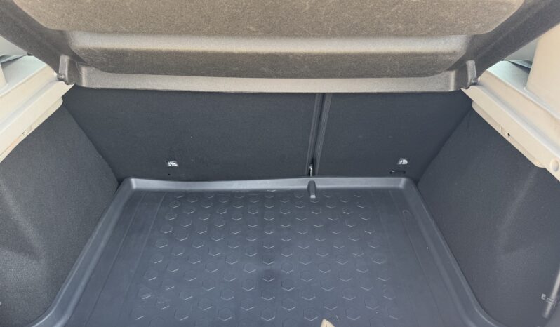 DACIA SANDERO STEPWAY 90 CV 1.5 DCI. lleno