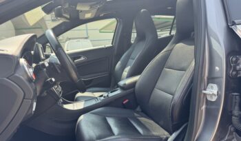 MERCEDES-BENZ Clase GLA 220d lleno