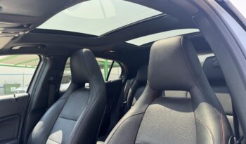 MERCEDES-BENZ Clase GLA 220d lleno