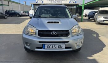 TOYOTA R4 LUNA 2.0 D4D 4X4 3P lleno