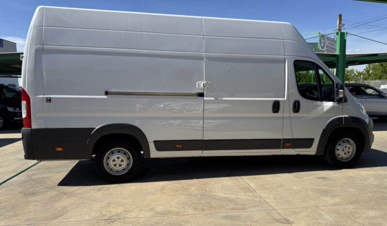 FIAT Ducato 35 Maxi 2.3 Mjet Extra Largo SupAlto lleno