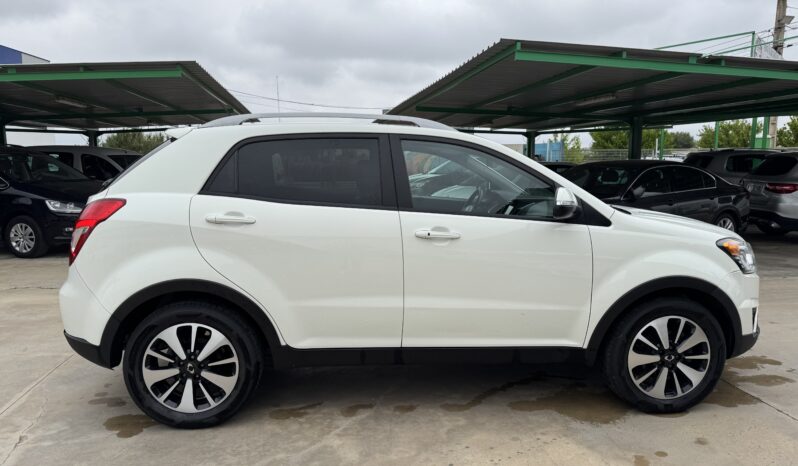 SSANGYONG KORANDO D2.0T 4X4 LIMITED AUTO lleno