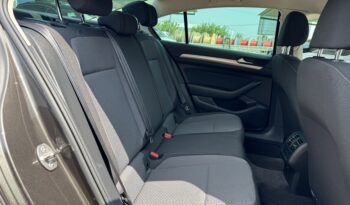 VOLKSWAGEN Passat Advance 1.6 TDI BMT lleno