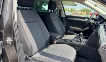 VOLKSWAGEN Passat Advance 1.6 TDI BMT lleno