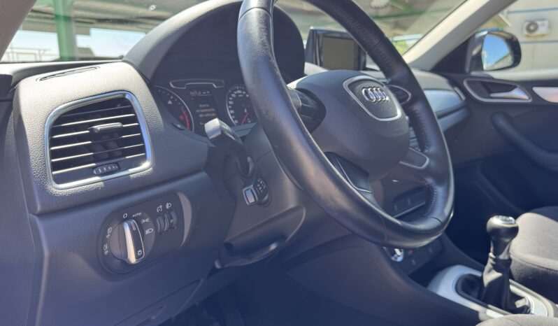 AUDI Q3 2.0 TDI Ambiente lleno
