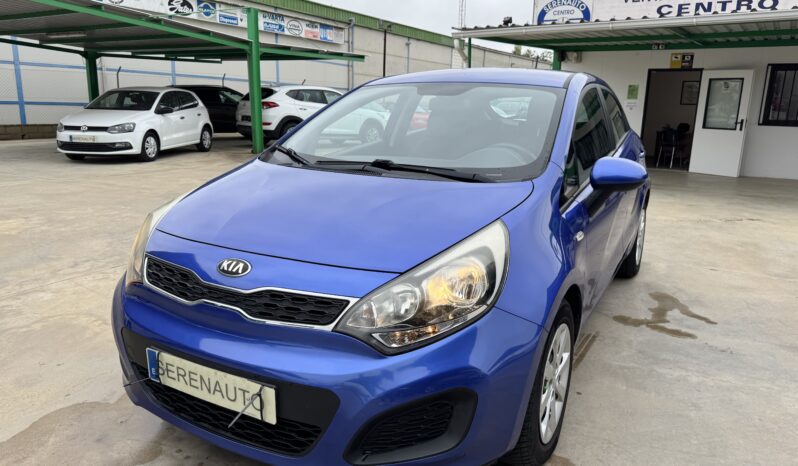 KIA RIO 1.2 CONCEPT 85cv lleno