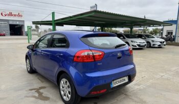 KIA RIO 1.2 CONCEPT 85cv lleno
