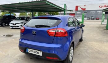 KIA RIO 1.2 CONCEPT 85cv lleno