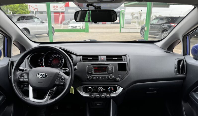 KIA RIO 1.2 CONCEPT 85cv lleno