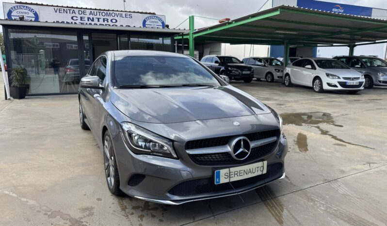 MERCEDES-BENZ CLA200D 7G lleno