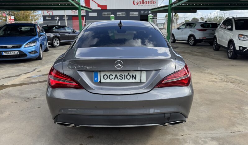 MERCEDES-BENZ CLA200D 7G lleno