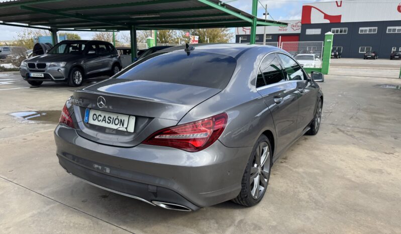 MERCEDES-BENZ CLA200D 7G lleno