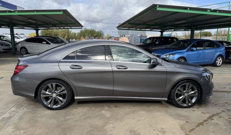 MERCEDES-BENZ CLA200D 7G lleno