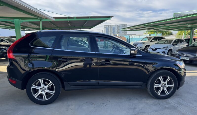 VOLVO XC60 2.4 D3 AWD Summum Auto lleno