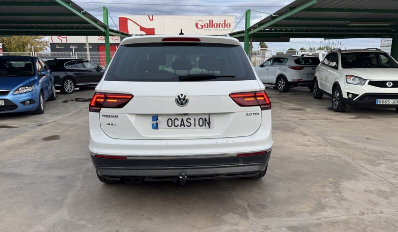 Volkswagen Tiguan Carat 2017 2.0TDI 110kw 150cv lleno