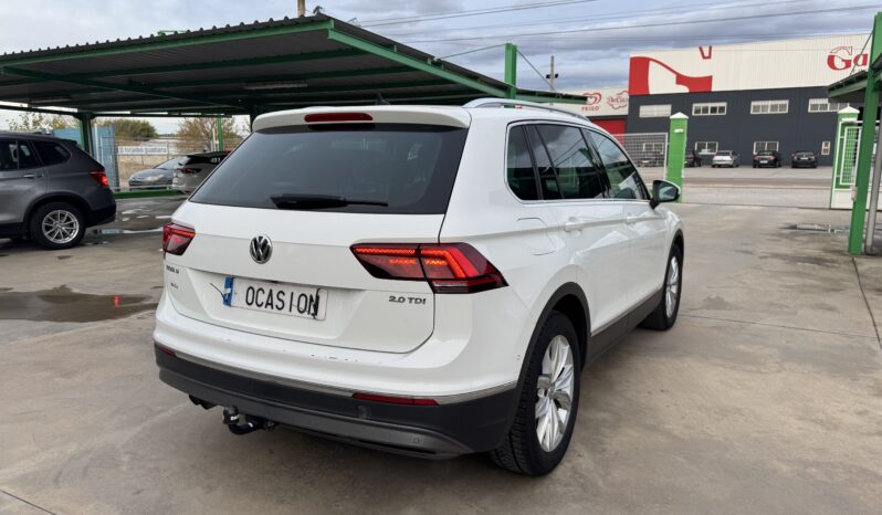 Volkswagen Tiguan Carat 2017 2.0TDI 110kw 150cv lleno