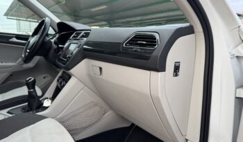 Volkswagen Tiguan Carat 2017 2.0TDI 110kw 150cv lleno