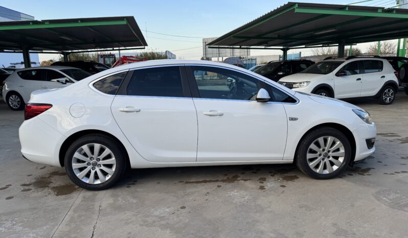 OPEL Astra 1.6 CDTi SS 110 CV Elegance lleno