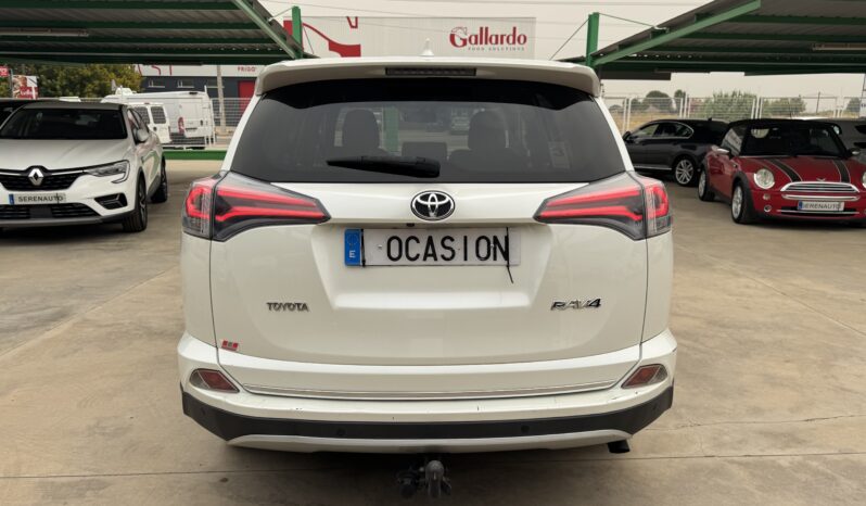 TOYOTA Rav4 2WD 150cv AVANCE lleno