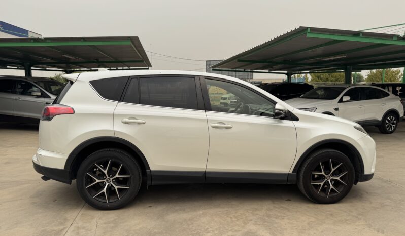 TOYOTA Rav4 2WD 150cv AVANCE lleno