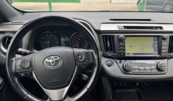 TOYOTA Rav4 2WD 150cv AVANCE lleno