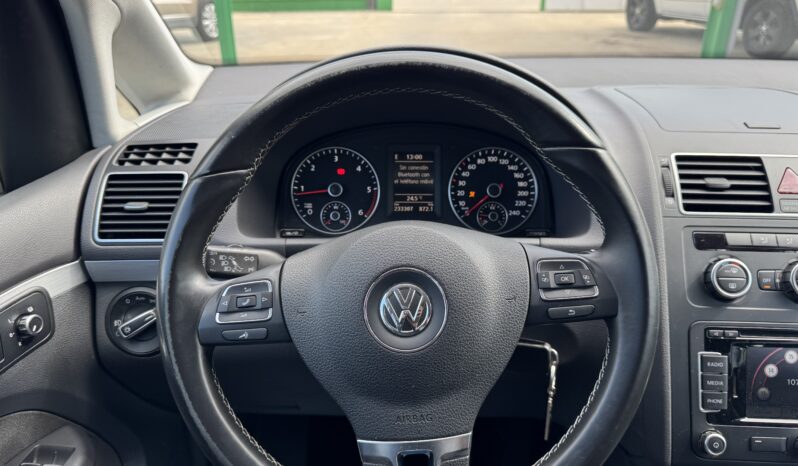 VOLKSWAGEN Touran Advance 1.6 TDI lleno