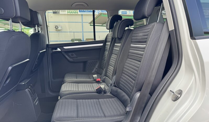 VOLKSWAGEN Touran Advance 1.6 TDI lleno